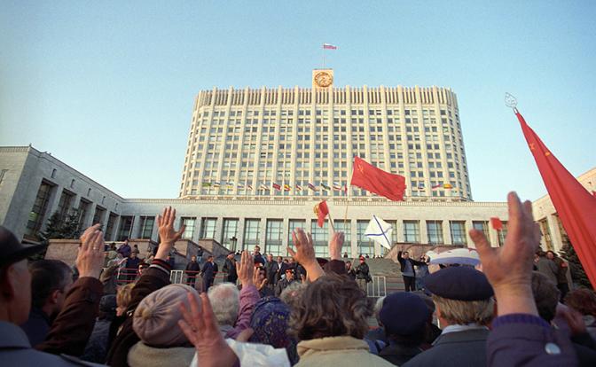На фото: Октябрьский мятеж, 1993 год