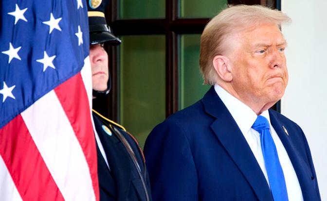 Трамп выжил! Выжил из ума — и теперь Америкой правит Альцгеймер