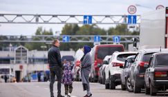 С 15 октября въезд в Латвию для россиян и белорусов стал платным