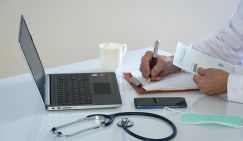 Лес рубят – щепки летят? Зачем из системы ОМС надумали убрать страховые компании