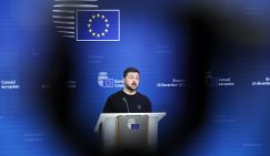 Bloomberg: 12 шагов по спасению власти Зеленского