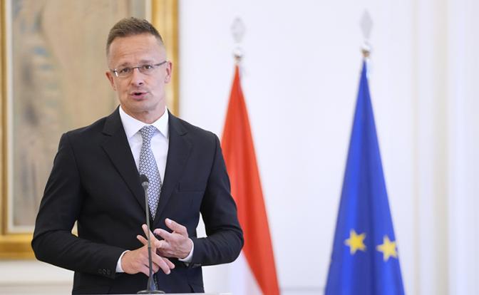 На фото: министр иностранных дел и внешнеэкономических связей Венгрии Петер Сийярто