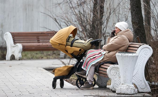 В Госдуме предложили засчитывать материнство в пенсионный стаж, что в принципе неплохо, но недостаточно