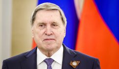 Ушаков: Готовность к встрече Путина и Трампа сохраняется