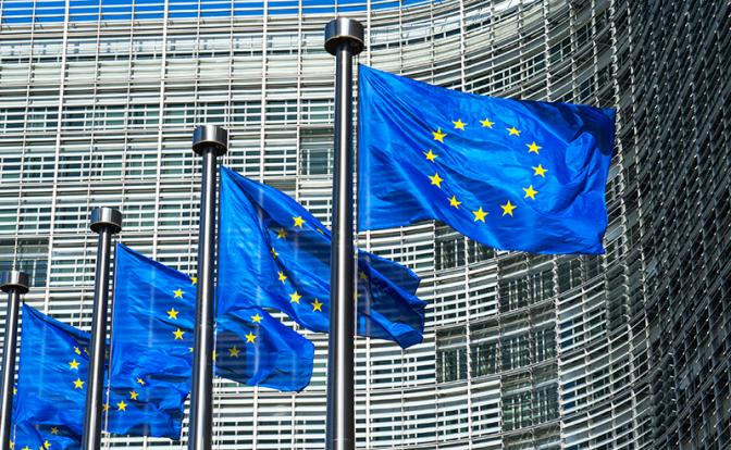 Россия может забрать у американских инвестфондов на Мосбирже намного больше денег, чем ЕС хочет своровать