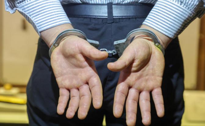 В Перми задержали экс-депутата Окунева, который критиковал Путина и армию