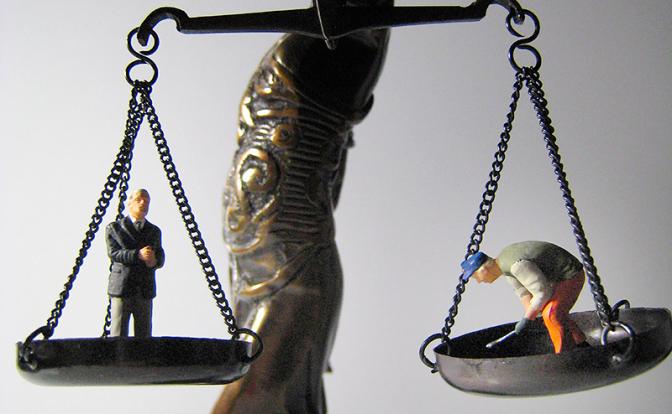 Сергей Обухов, КПРФ: В Первую мировую олигархи тоже жировали, балы устраивали. Чем все кончилось?