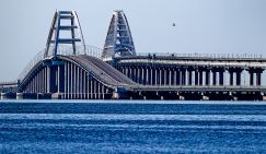 Крымский мост: электрокарам и гибридам проезд запрещен