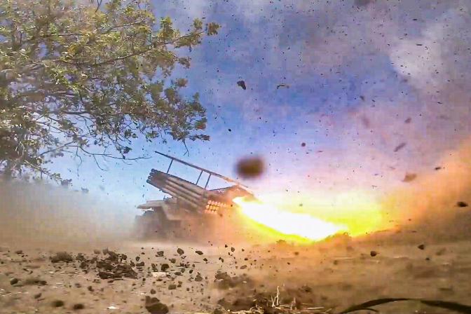 “Огромное количество сгоревшей техники, двухсотых немерено”: подробности разгрома ВСУ в Купянске