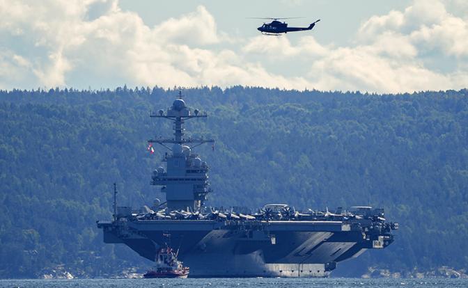 На фото: военный корабль США USS Gerald R. Ford