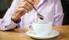 Нутрициолог предупредила о главной опасности кофейной зависимости