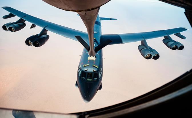 Бомбардировщики «миротворца» Трампа отработали ядерные удары по России