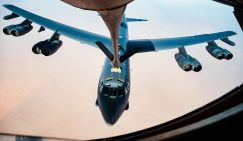 Бомбардировщики «миротворца» Трампа отработали ядерные удары по России