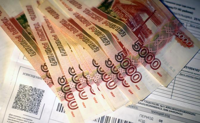 «Коммуналка» обрастает долгами, в «минусе» уже больше 400 миллиардов