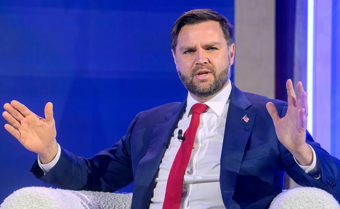 На фото: вице-президент США Джей Ди Вэнс