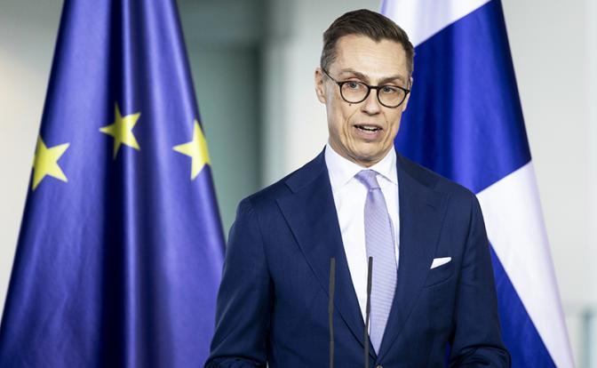 ЕС в нынешнем виде — антироссийский проект, нормальный диалог с ним невозможен, считают эксперты