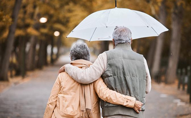 Врач объяснил, какие люди "первыми умирают от рака"