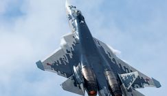 Сенсация Dubai Airshow-2025: «Охотник» и «Шахматист» готовы на пару сыграть с любым противником