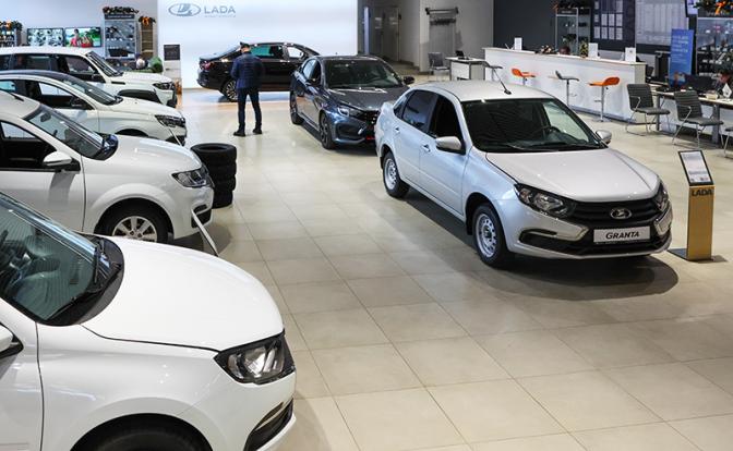 Глава АвтоВАЗа объявил о предстоящем повышении цен на автомобили Lada