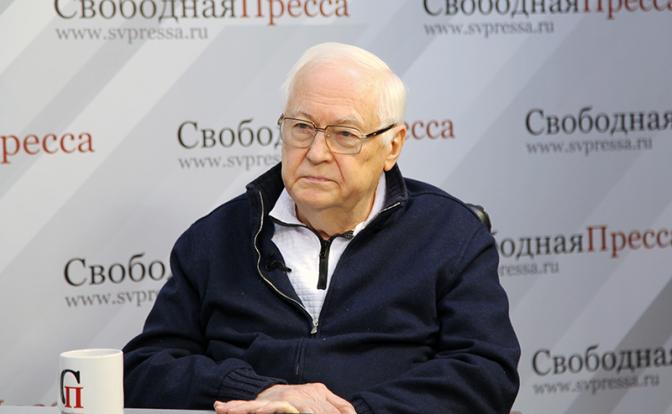 На фото: член президиума РАН, заведующий кафедрой мехмата МГУ Роберт Нигматулин.