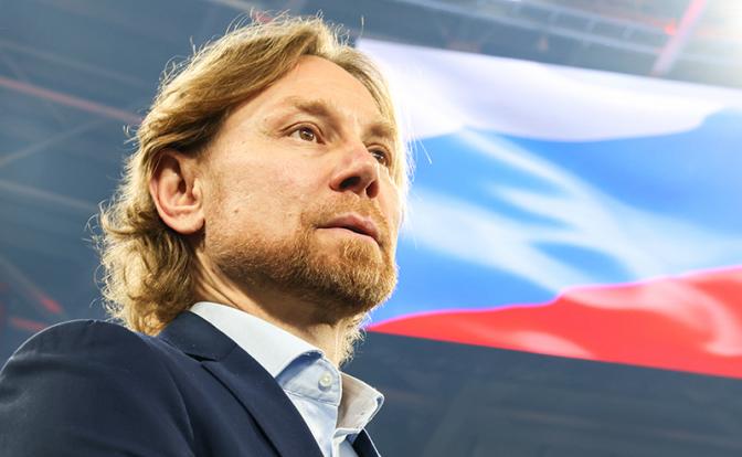 На фото: бывший главный тренер московского «Динамо» Валерий Карпин