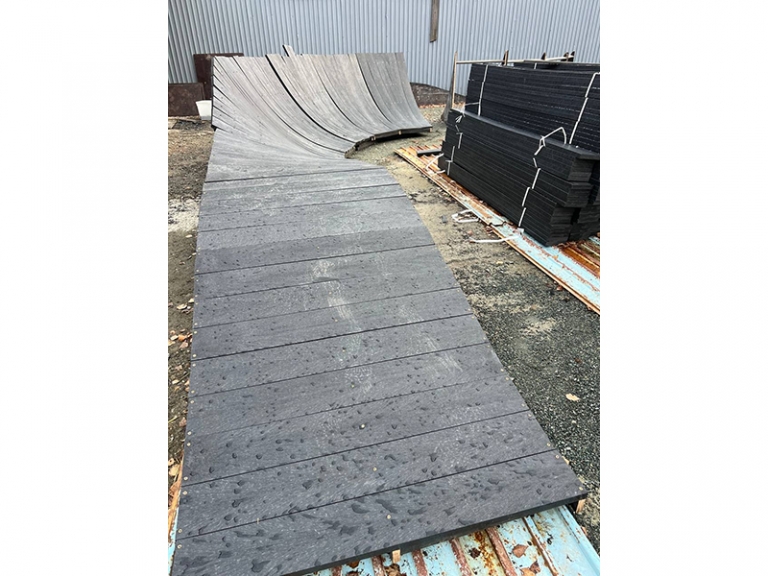 предоставил Дмитрий Закарлюкин