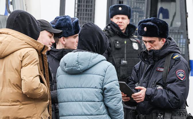 В России предложили ввести принудительную эмансипацию подростков-рецидивистов