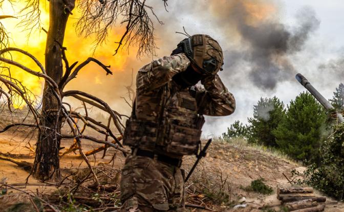 Главком не может ошибаться, как майор: Потерю Красноармейска, "фортецi № 1", бандеровцы Сырскому не простят