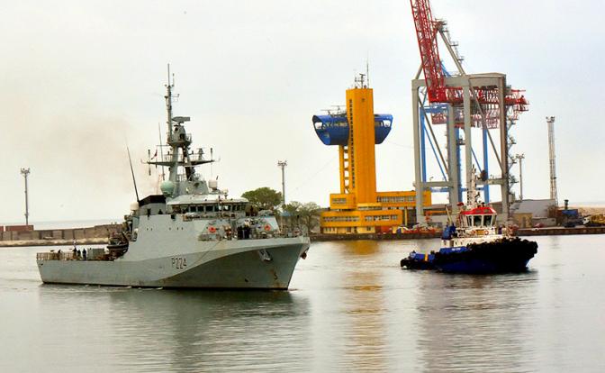 На фото: порт в Одессе.