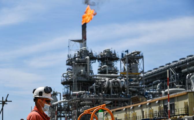 Рекорды не радуют, но есть надежда на "белую нефть": Санкции превратили российский газ в «бюджетный» товар
