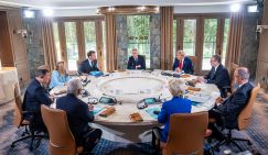 Пустышка в обмен на Украину: зачем Запад снова зовёт нас в G7