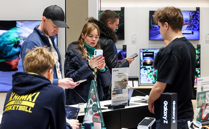 "В цену на электронику уже заложена хорошая маржа. Кто будет покупать, если ее еще взвинтить?"