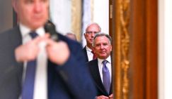 Итоги переговоров в Кремле - мирный план Трампа разложили по кейсам