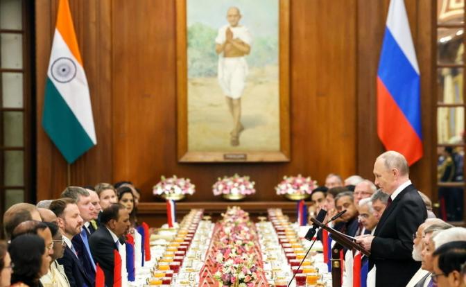 Движение в обход санкций: Россия доведет товарооборот с Индией до 100 миллиардов долларов