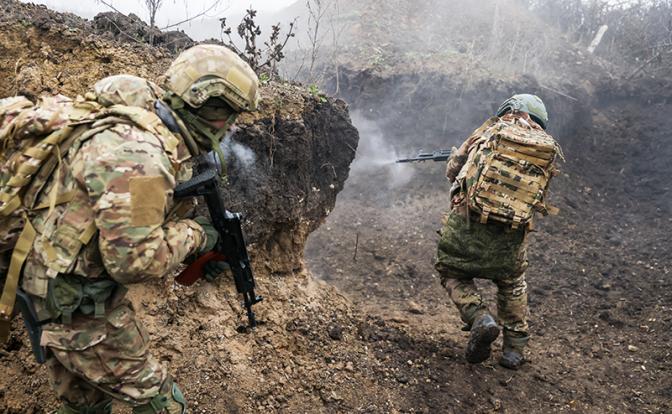 Битва за Северск: Бригада «Эдельвейс» ушла из города, а ВСУ клянут генералов НАТО за их советы, как держать оборону 