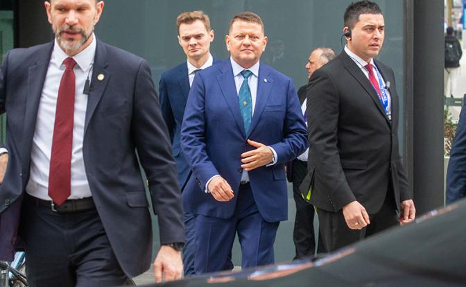 На фото: посол Украины в Великобритании Валерий Залужный