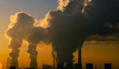 «Пишите правду»: Кто виноват, что 200-тысячный Ангарск зимой остался без тепла?