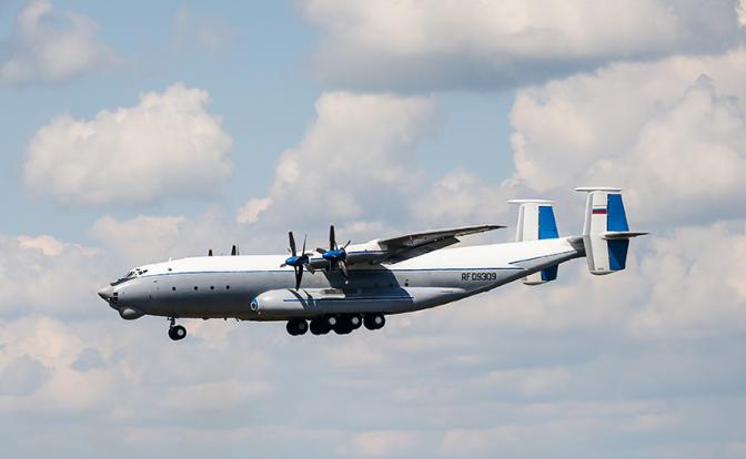 На фото: самолет Ан-22 "Антей". Архивное фото.