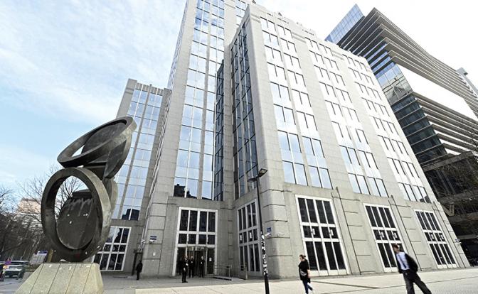 Euroclear хранит замороженные российские активы на сумму 183 миллиарда евро.