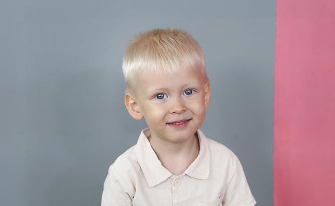 Трёхлетний мальчик может перестать ходить. Нужна помощь!