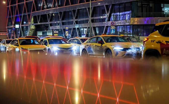 Забастовка таксистов: 15 декабря Россию не потрясло. Но кое-кого в Москве насторожило