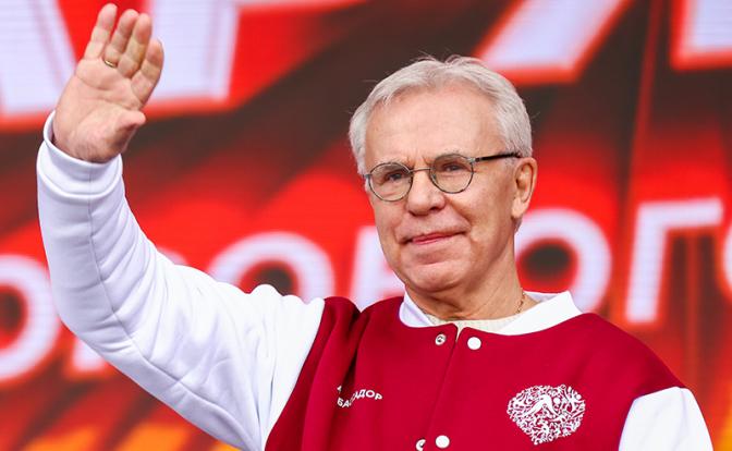 На фото: двукратный олимпийский чемпион Вячеслав Фетисов