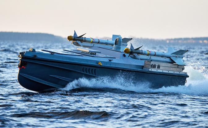 «Варшавянке» повезло: «Маричка» промахнулась, но кто снимал видео в бухте в момент атаки?