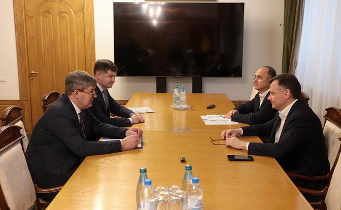 Более 3 миллиардов рублей вложат в модернизацию электросетей Ростовской области