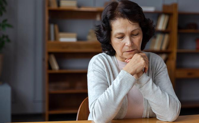 Ученые назвали неочевидные факторы риска деменции