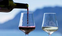 Минус три года жизни: Врач назвал опасную привычку