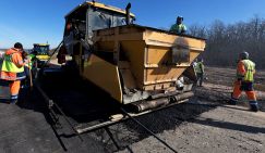 Ухабы ралли Париж - Джабык: «Путинская дорога» угодила в «кривую» колею