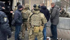 За сутки до встречи во Флориде Трамп взял в заложники любимых кнопкодавов Зеленского