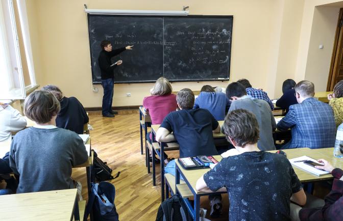 «Рынок порешает?»: Минтруда готовит списки на "отстрел" институтов и университетов