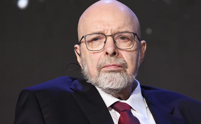 На фото: политолог Дмитрий Саймс